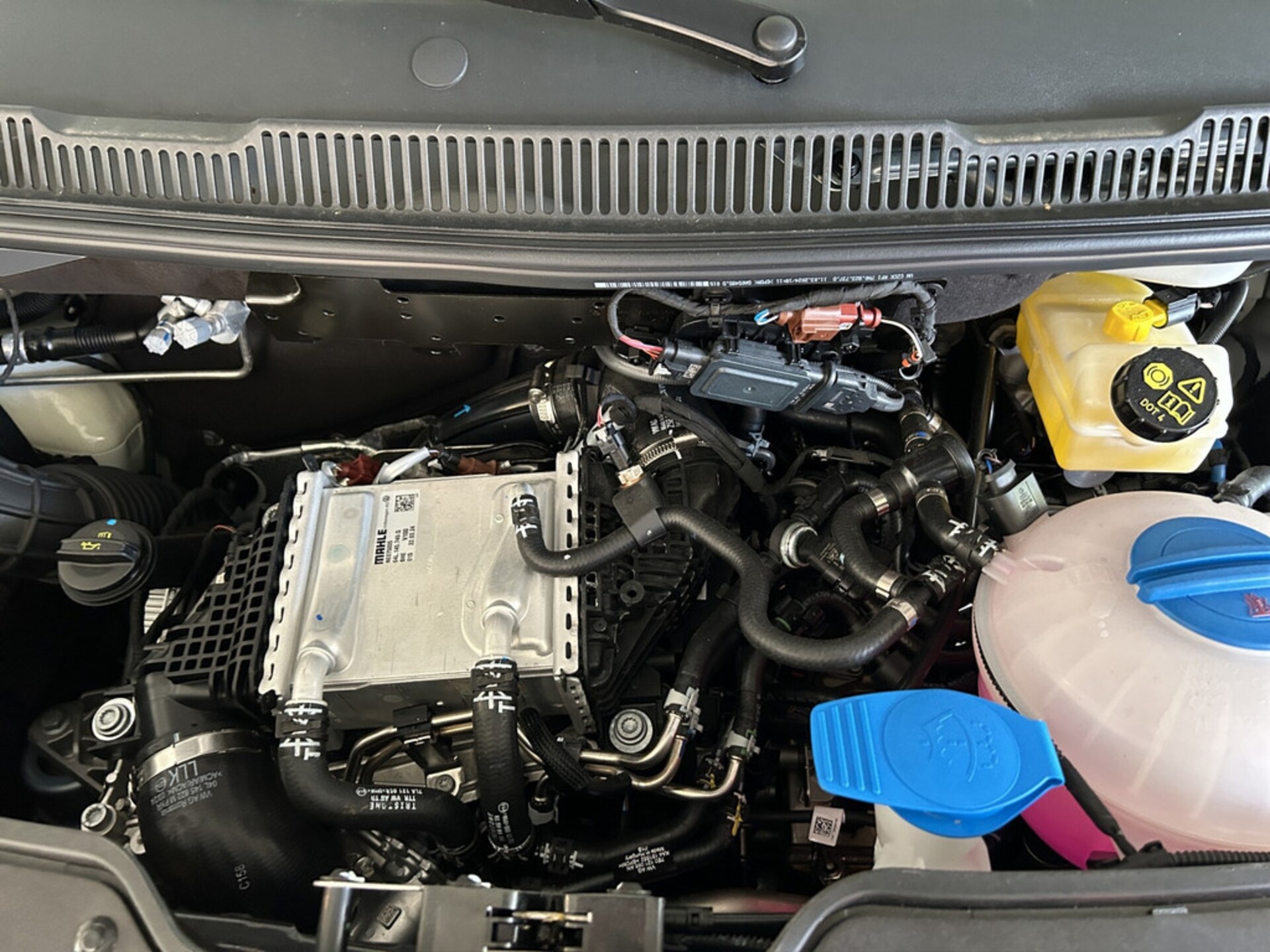 Volkswagen T6.1 Transporter Kasten kurzer Radstand
