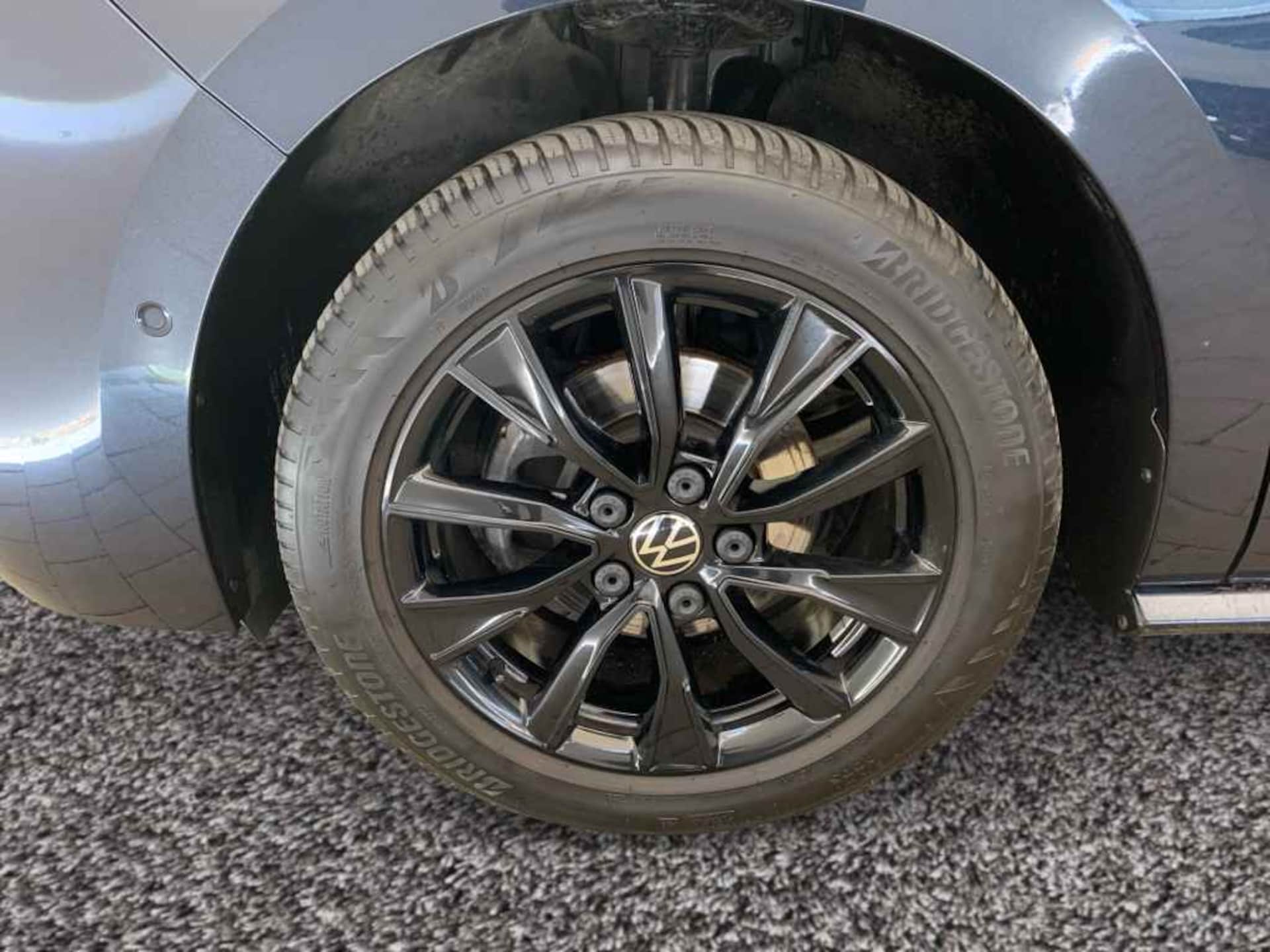 Volkswagen Multivan Style