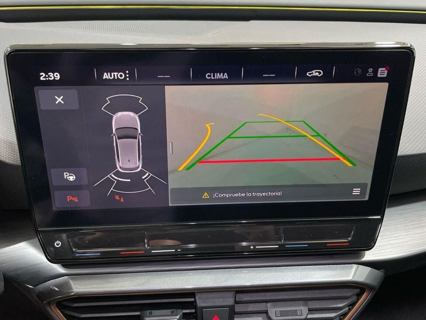 CUPRA Leon León 1.5 eTSI DSG 110 kW (150 CV) — photo 21