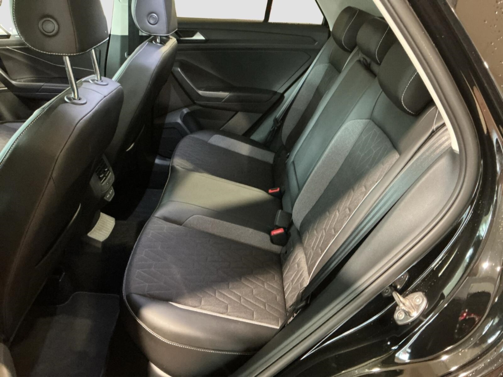 Volkswagen T-Roc – Bild 11