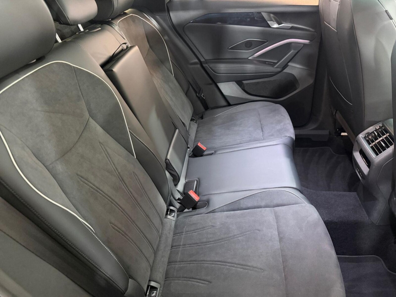Volkswagen Tiguan – Bild 15