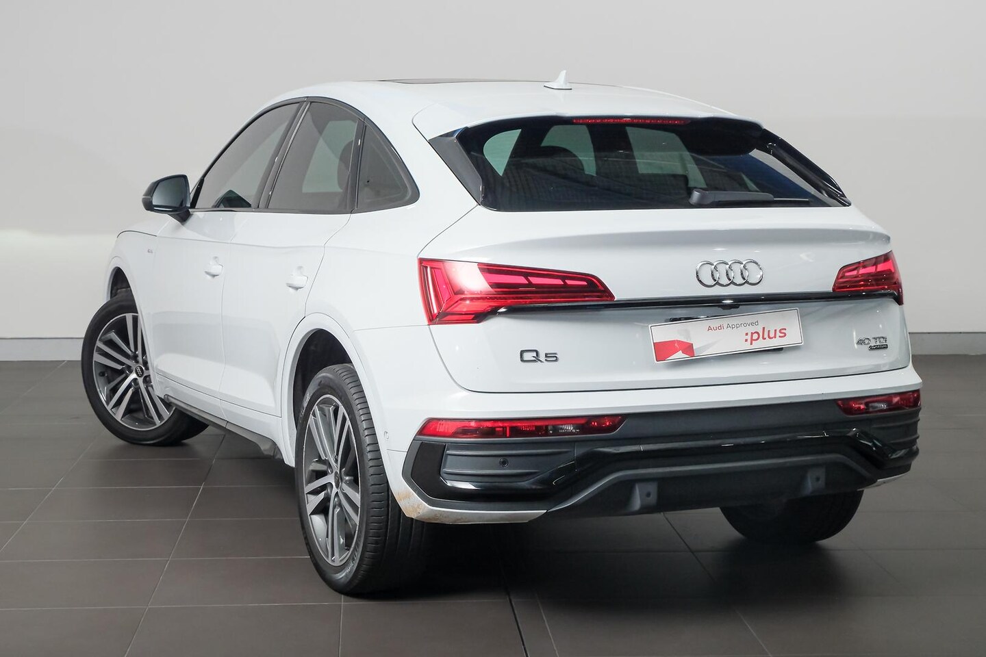 Image about Audi Q5 Sportback 40 TDI quattro S tronic