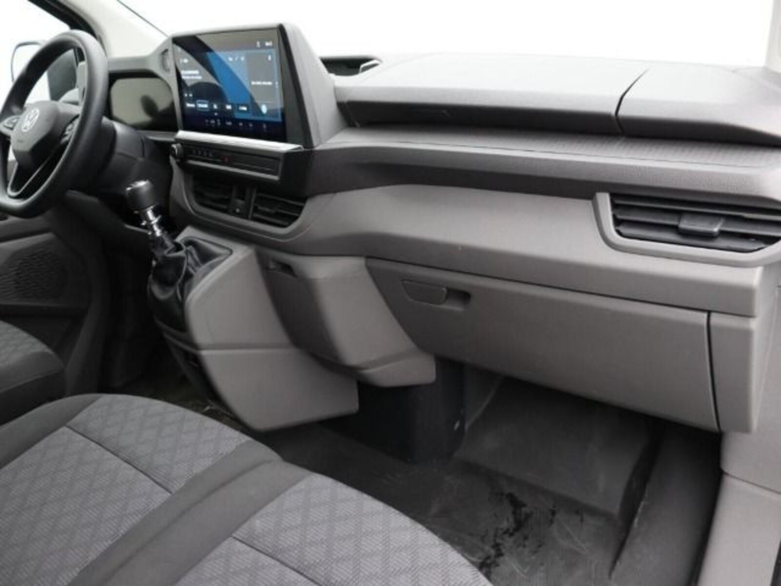 Volkswagen Transporter Kasten langer Radstand – Bild 3
