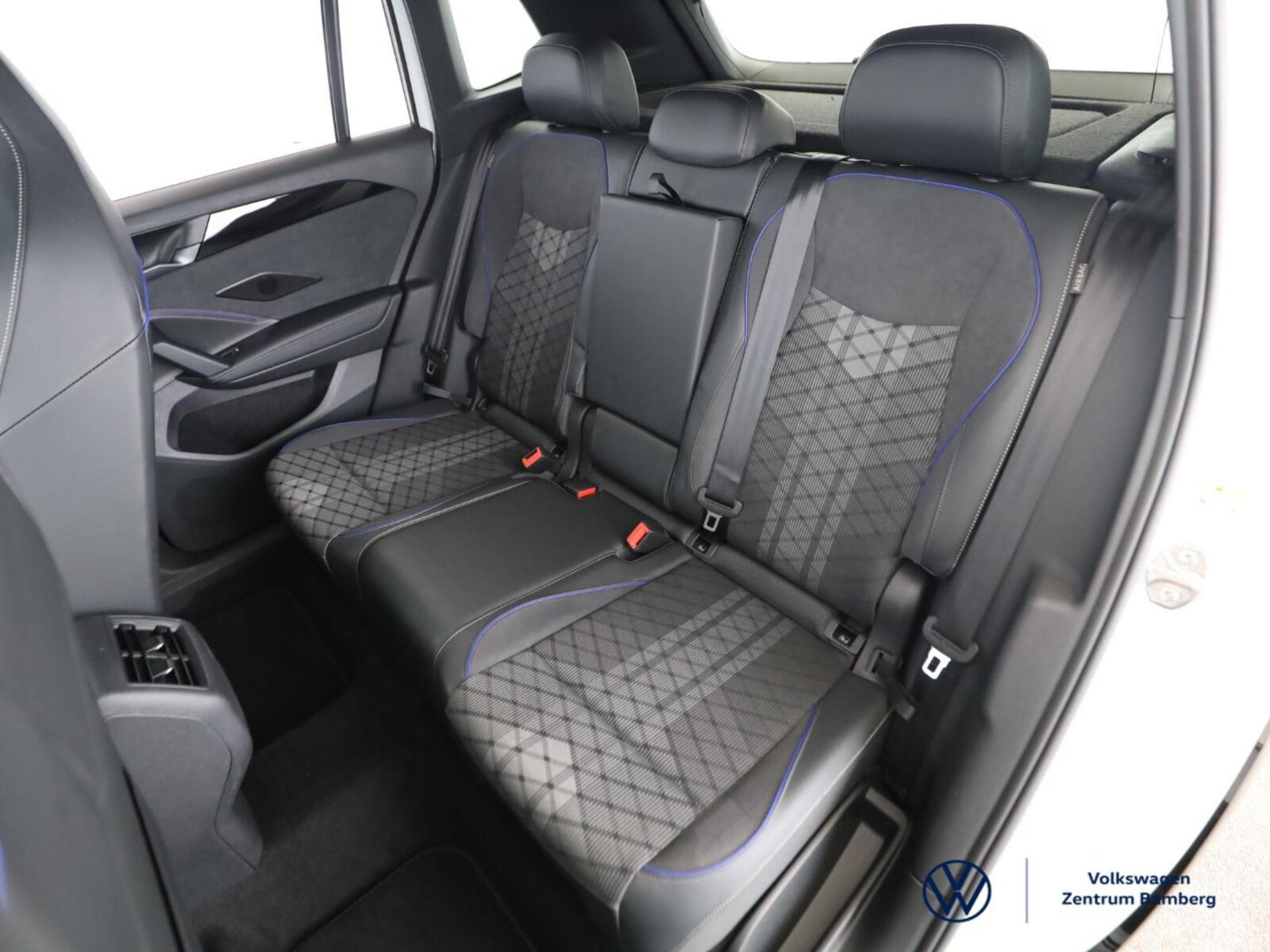 Volkswagen Tiguan – Bild 9