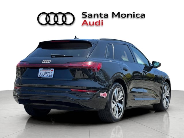2024 Audi Q8 e-tron