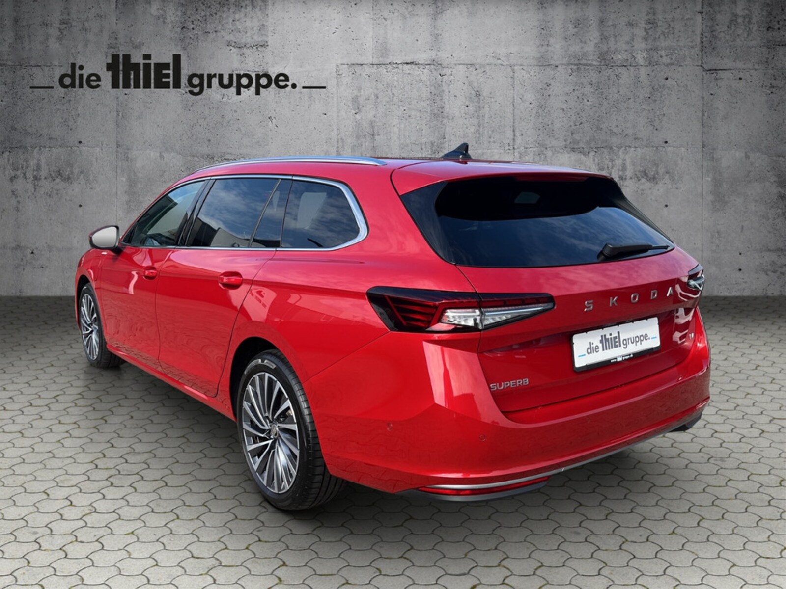 Škoda Superb Combi – Bild 6