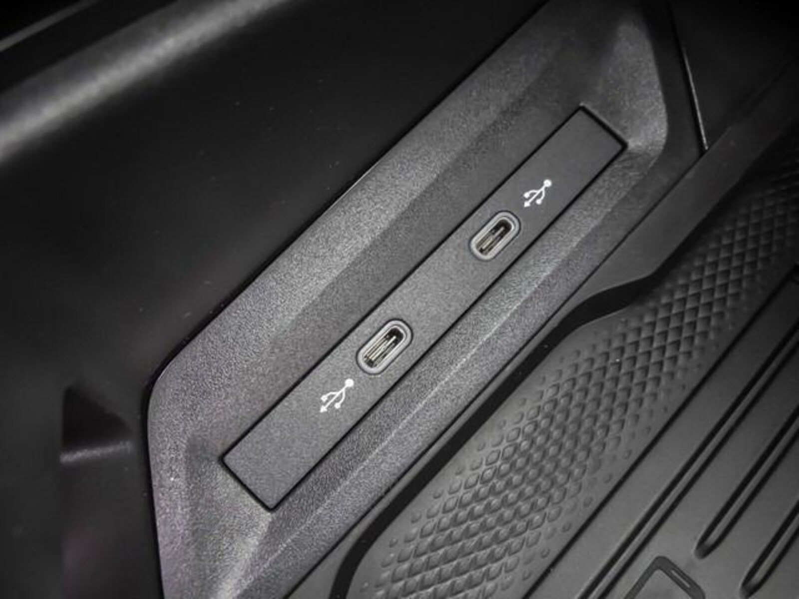 Volkswagen Passat – Bild 23
