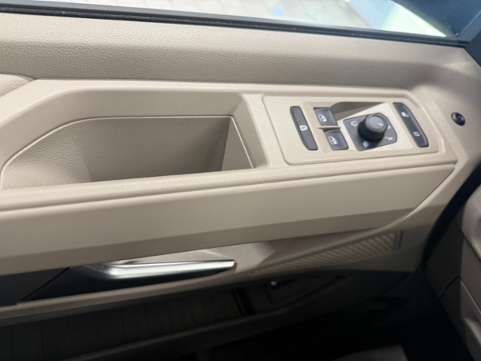 Volkswagen Multivan Langversion – Bild 18