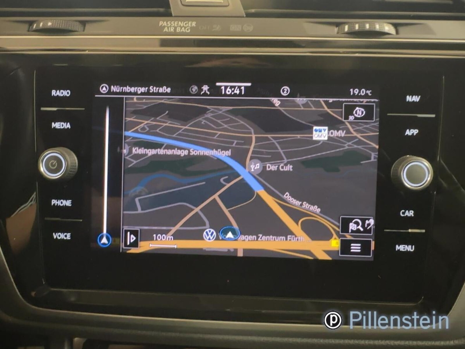 Volkswagen Touran – Bild 11