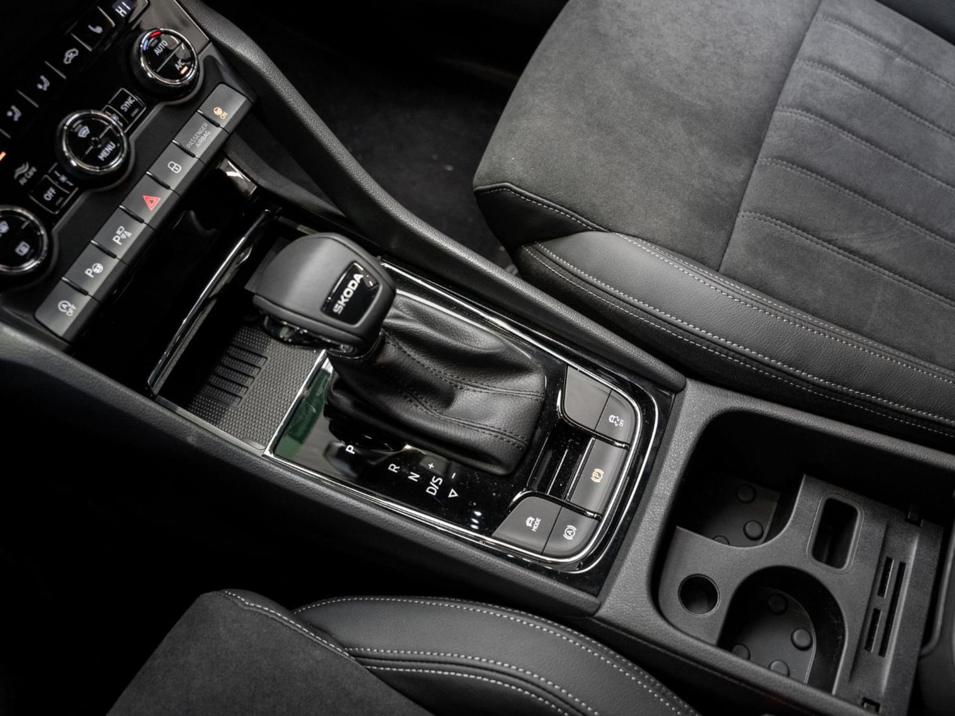 Skoda Karoq Selection