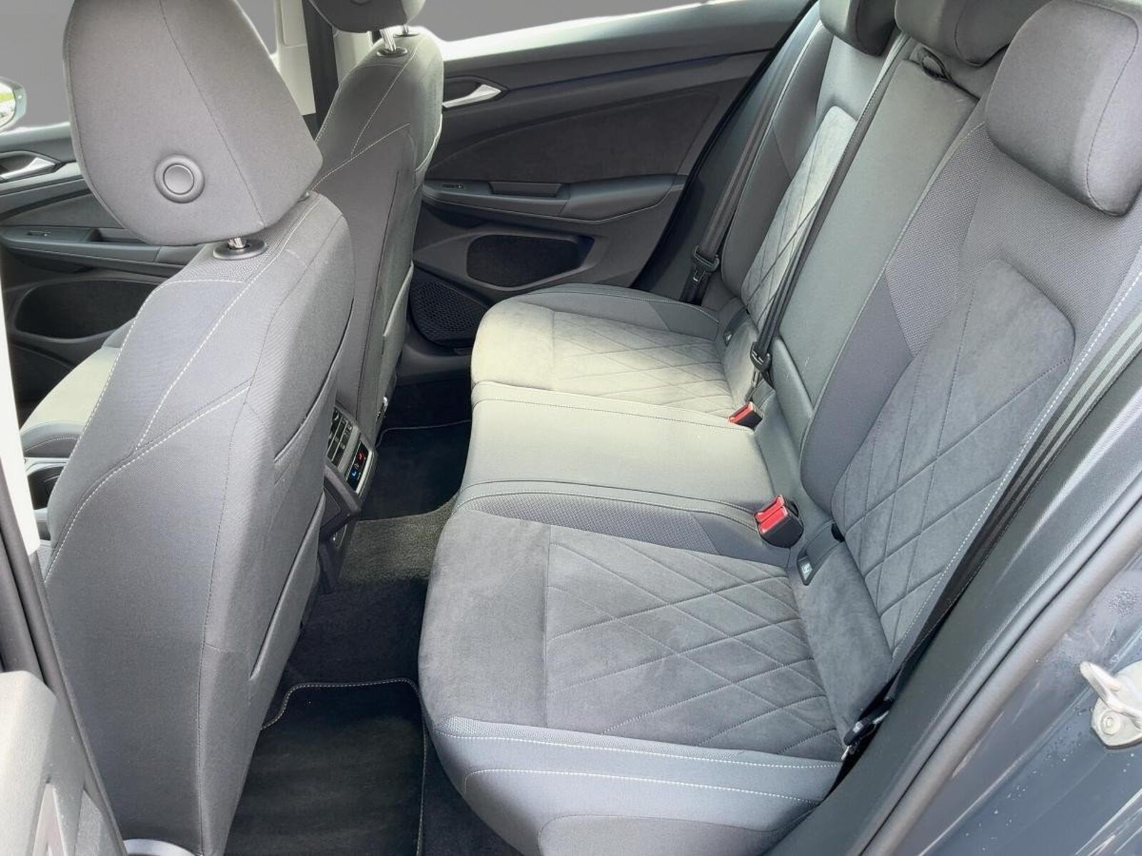 Volkswagen Golf – Bild 8
