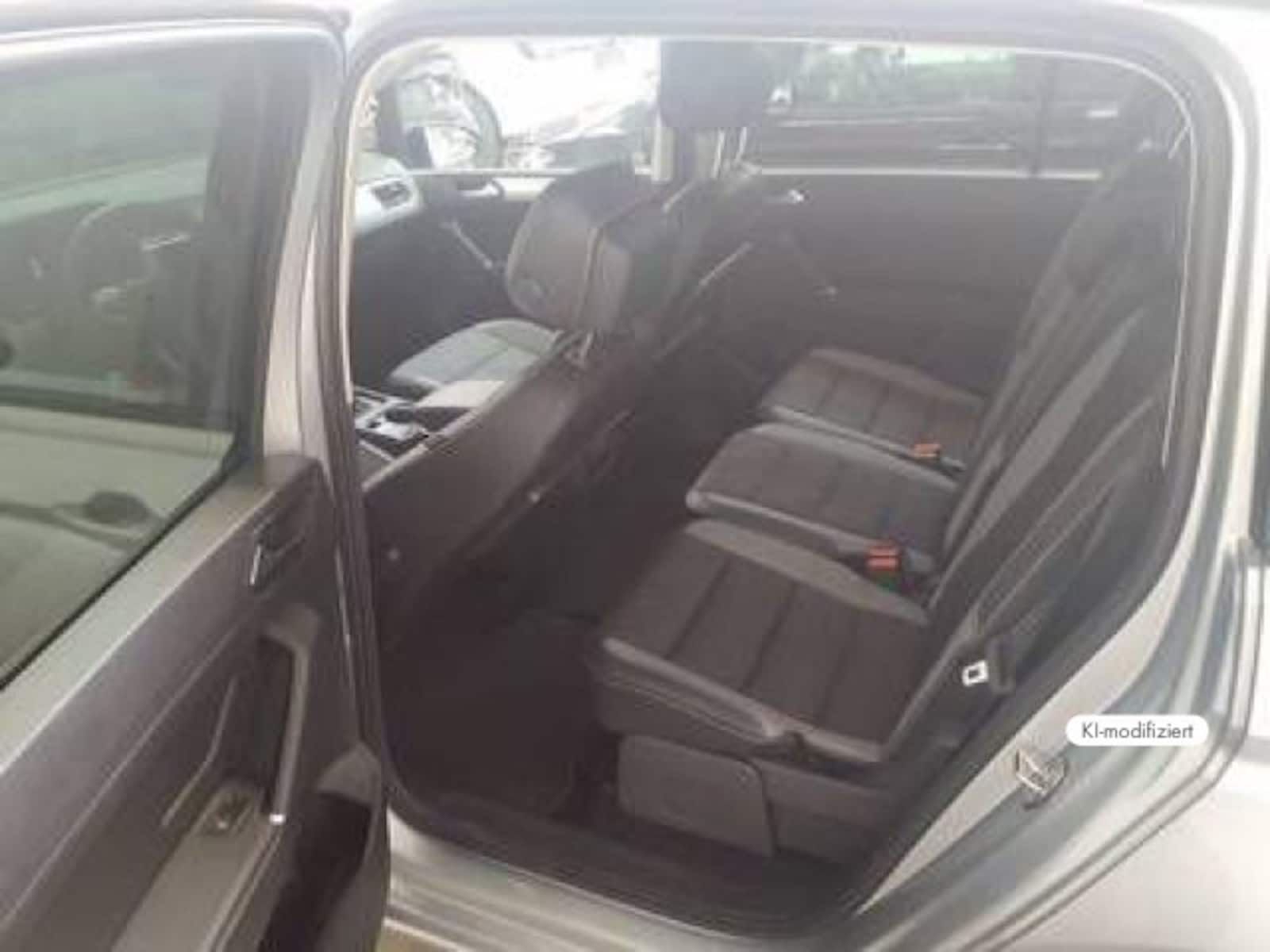 Volkswagen Touran – Bild 4