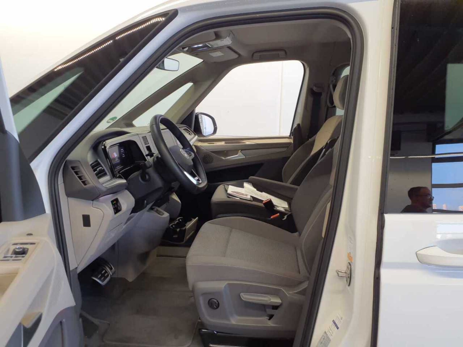 Volkswagen Multivan Langversion – Bild 3