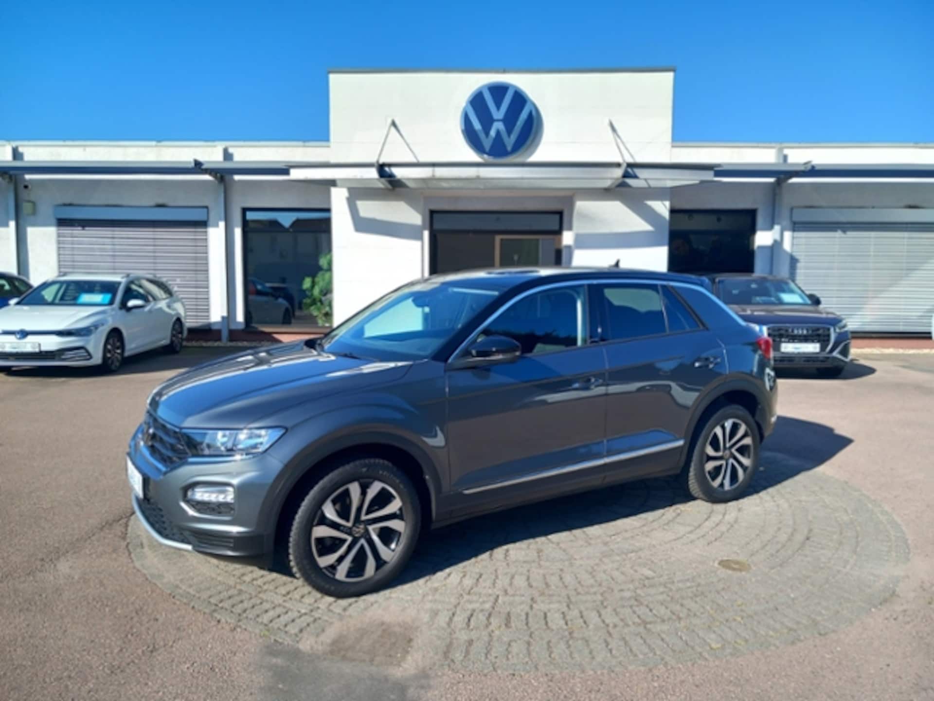Volkswagen T-Roc Active