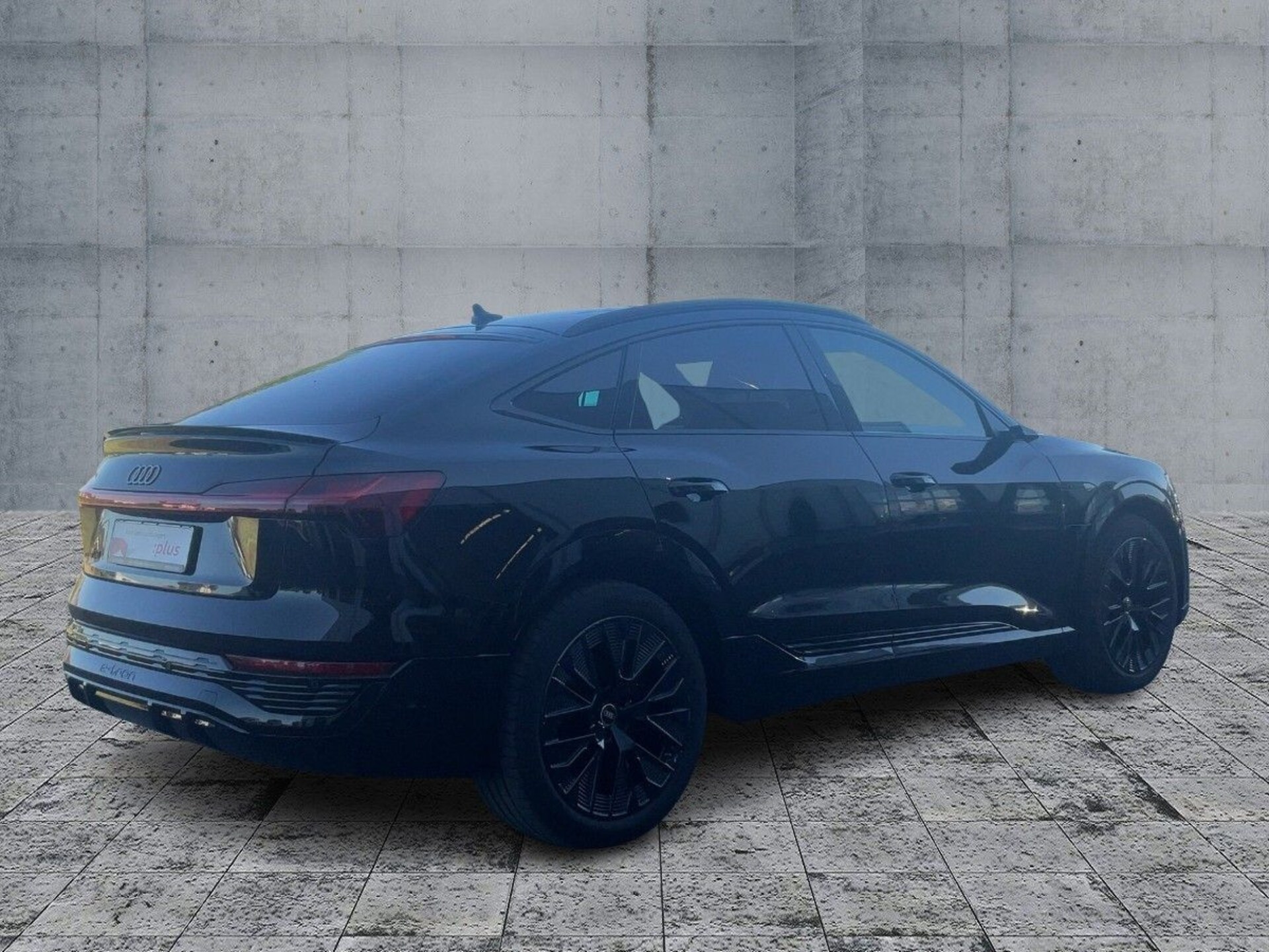 Audi Q8 Sportback e-tron S line