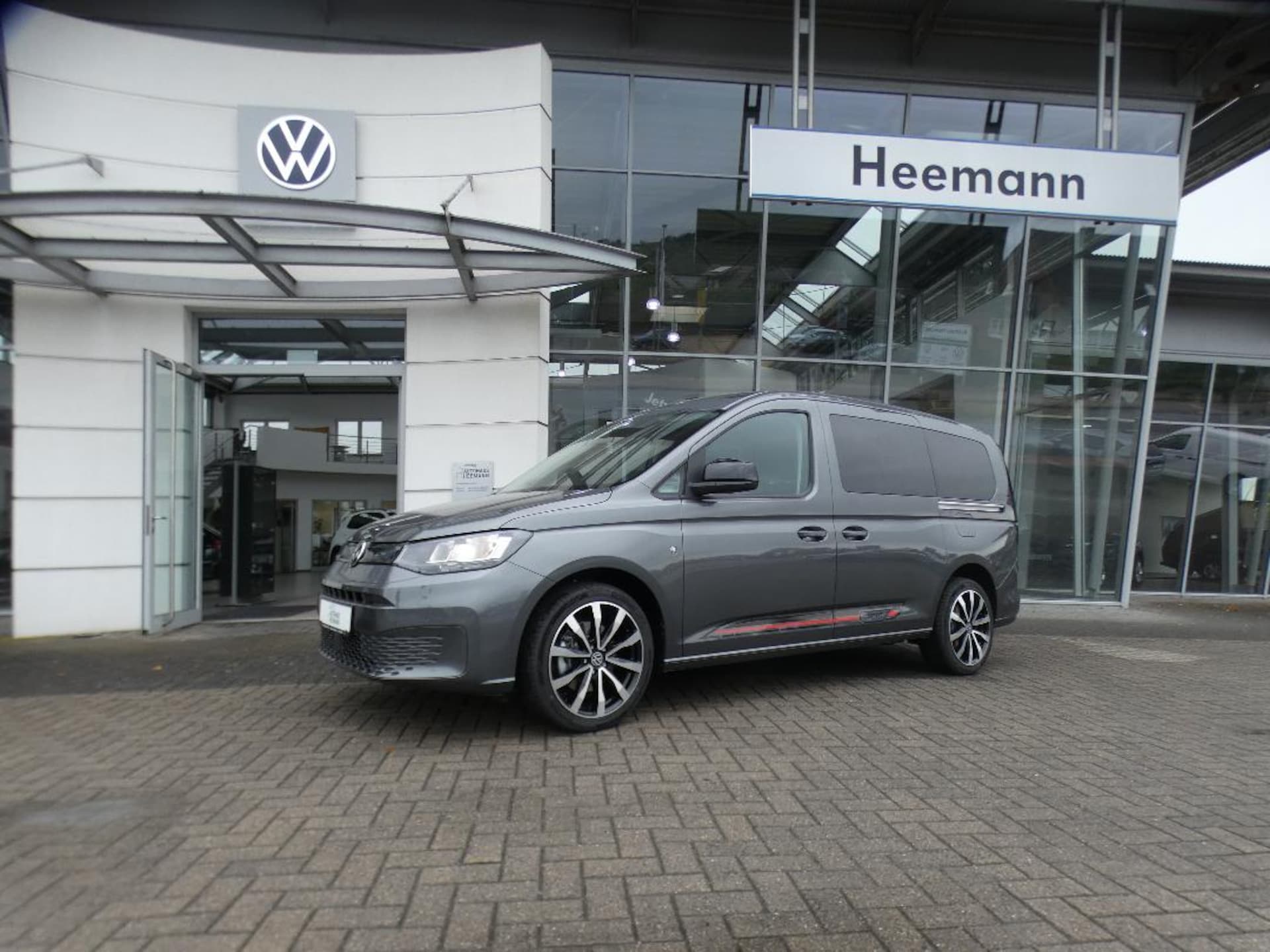 Volkswagen Caddy Maxi Basis-Modell