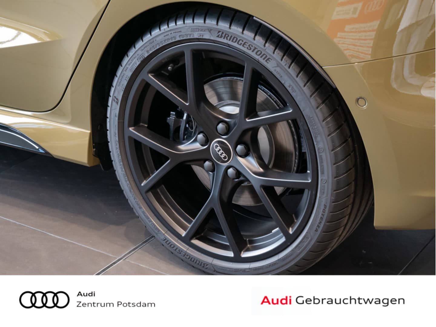 Bild über Audi RS 3 Sportback TFSI quattro 294 kW S tronic - für weitere Informationen kontaktieren Sie den Audi Partner