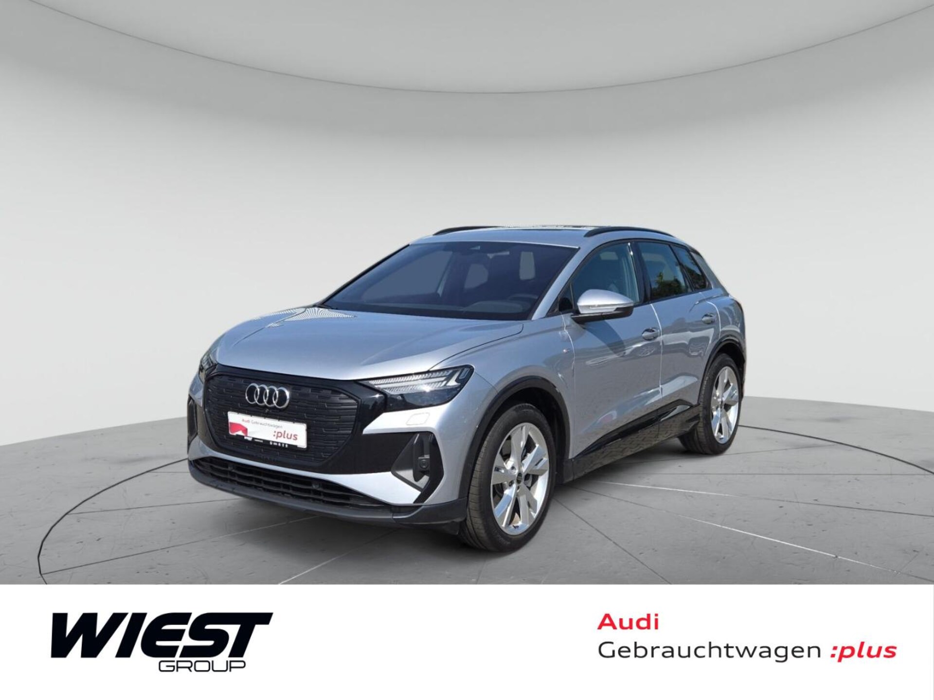 Audi Q4 e-tron — Audi Q4 e-tron 50 quattro 220 kW Q4 e-tron 50 quattro, S line/BLACK/WÄRMEPUMPE/MATRIX/360°KAM/20"/SONOS
