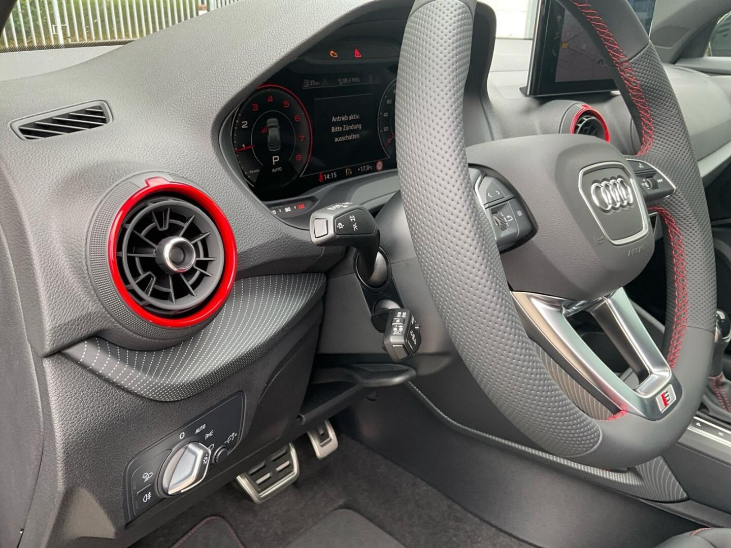 Bild über Audi Q2 S line 35 TFSI S tronic - für weitere Informationen kontaktieren Sie den Audi Partner