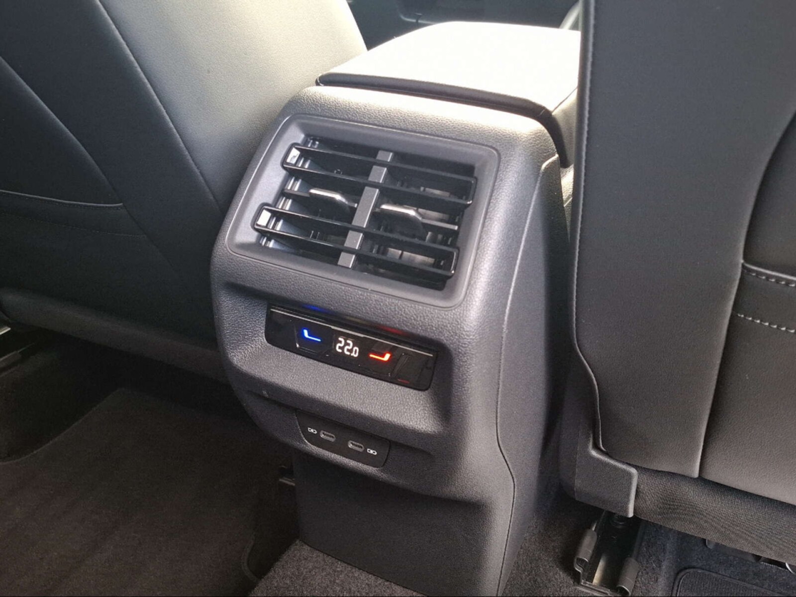 Volkswagen Tiguan – Bild 13