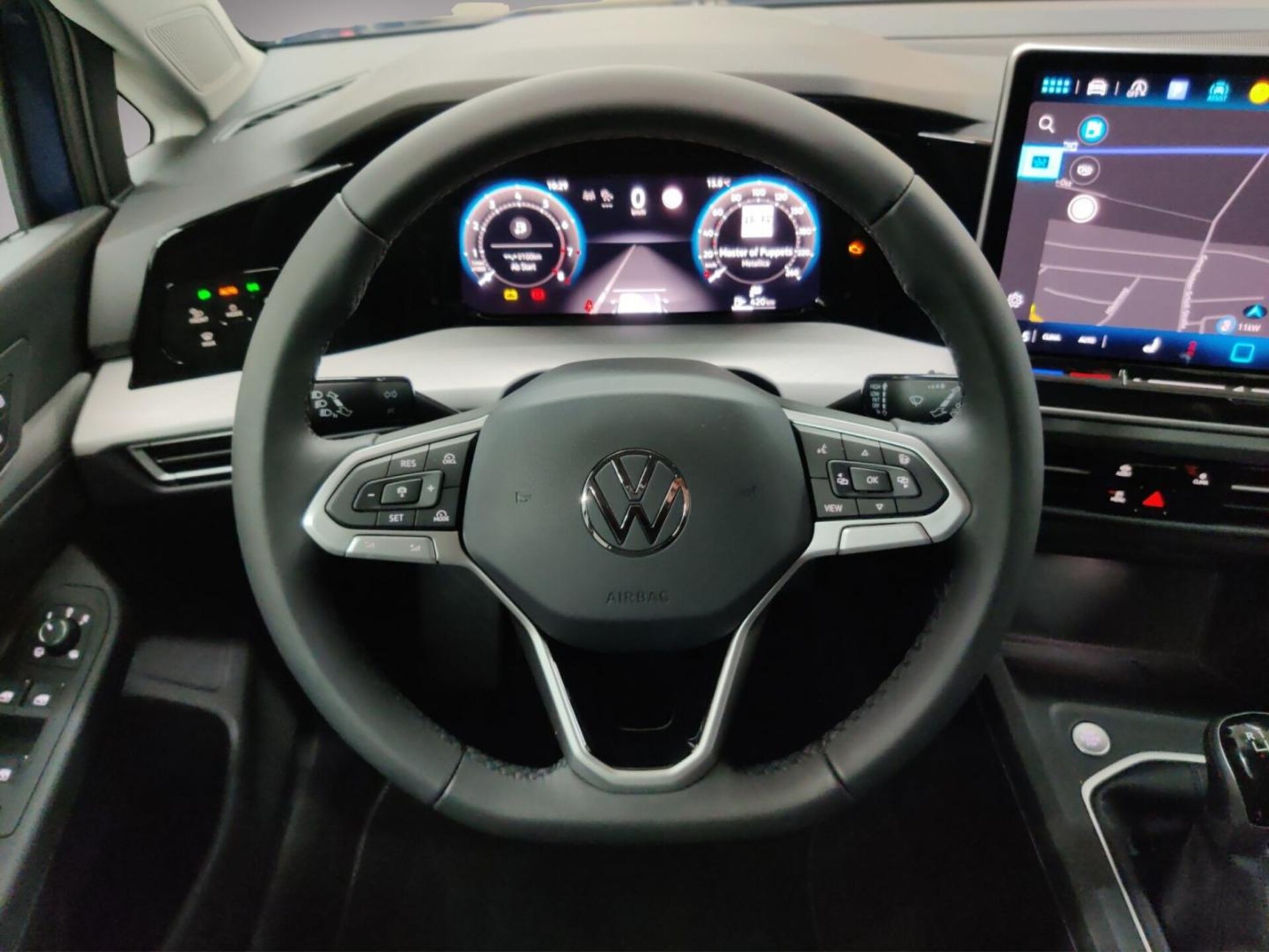 Volkswagen Golf Variant Life