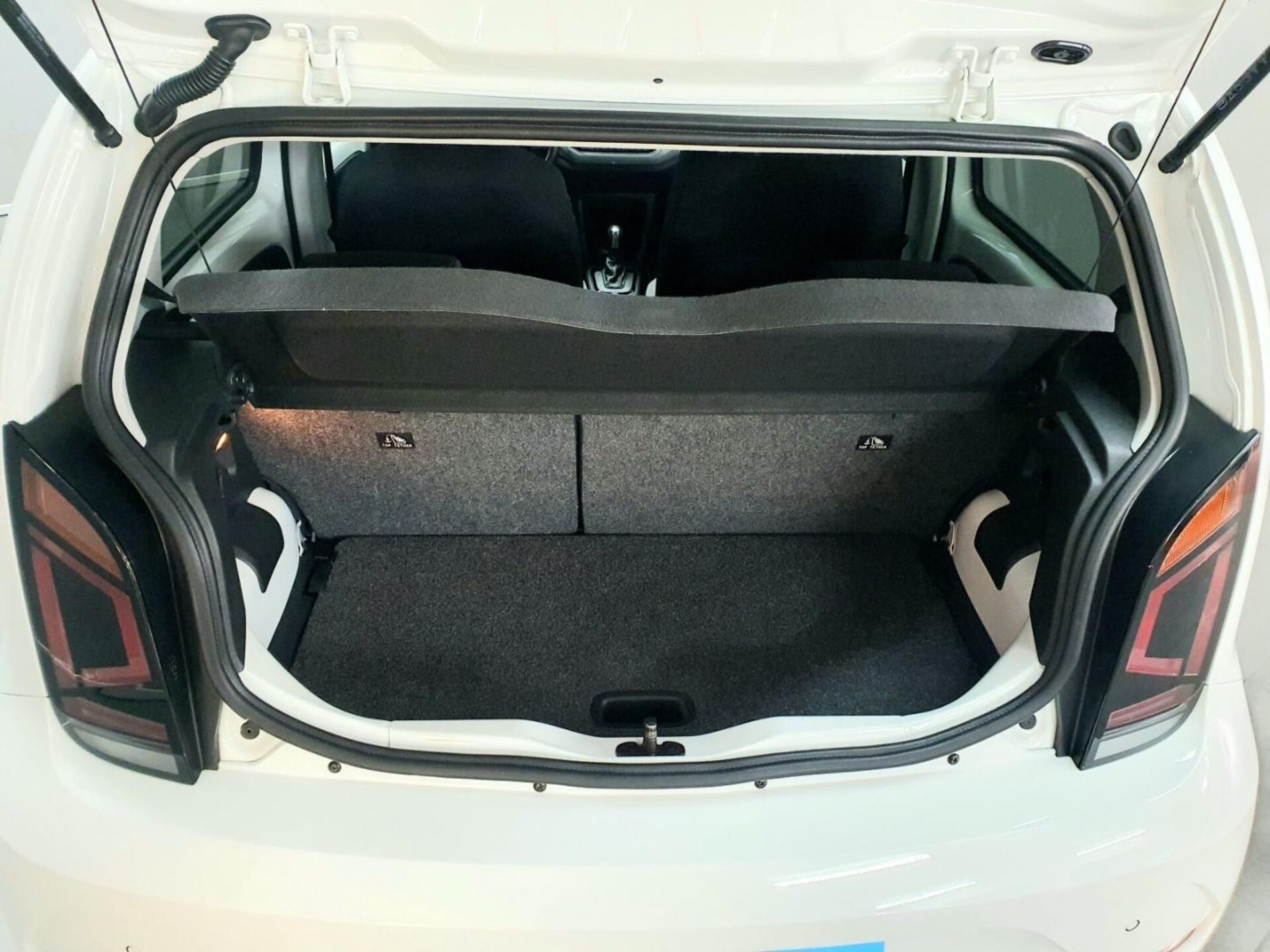 Volkswagen e-up! Style "Plus"