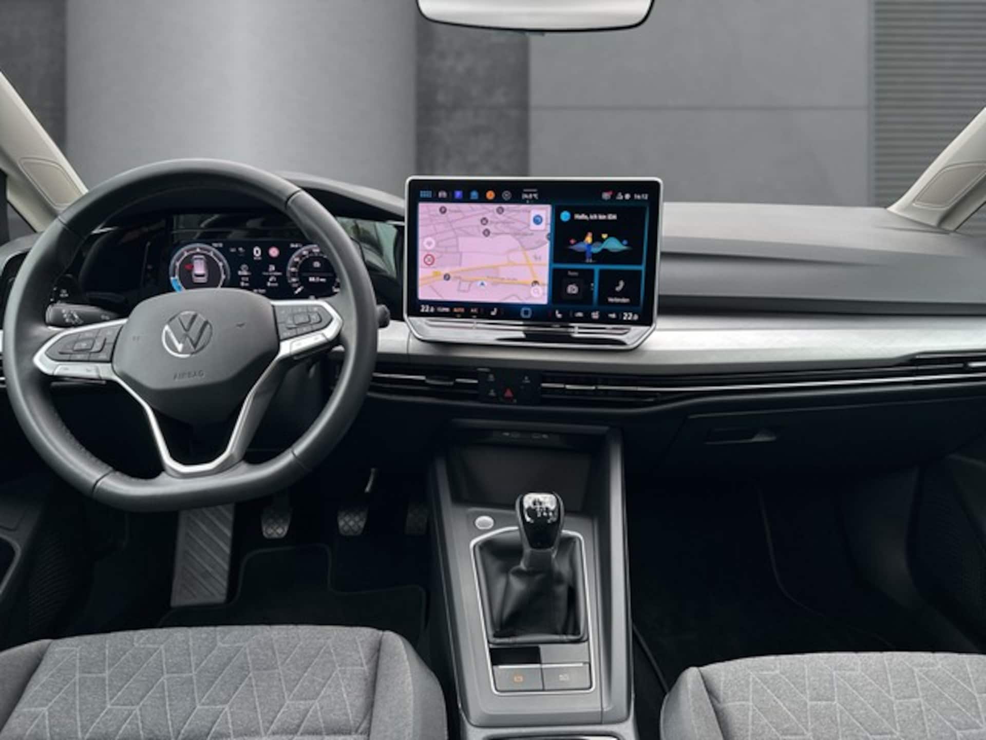 Volkswagen Golf Variant Life