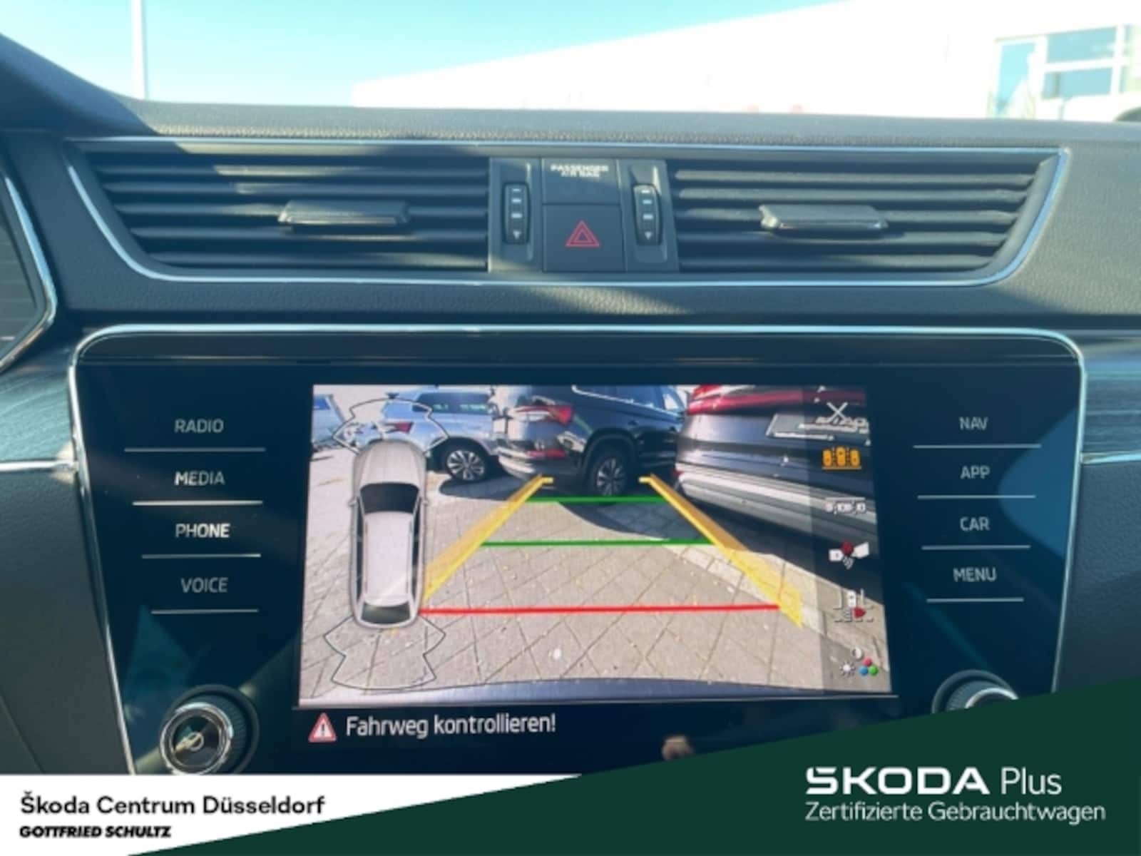 Škoda Superb Combi – Bild 18