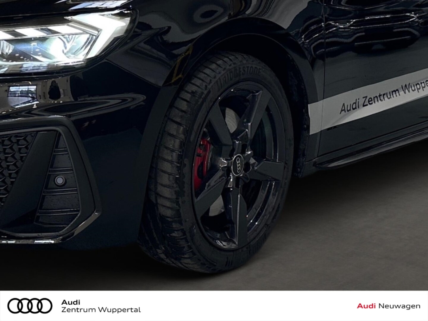 Bild über Audi A1 Sportback S line 40 TFSI S tronic - für weitere Informationen kontaktieren Sie den Audi Partner