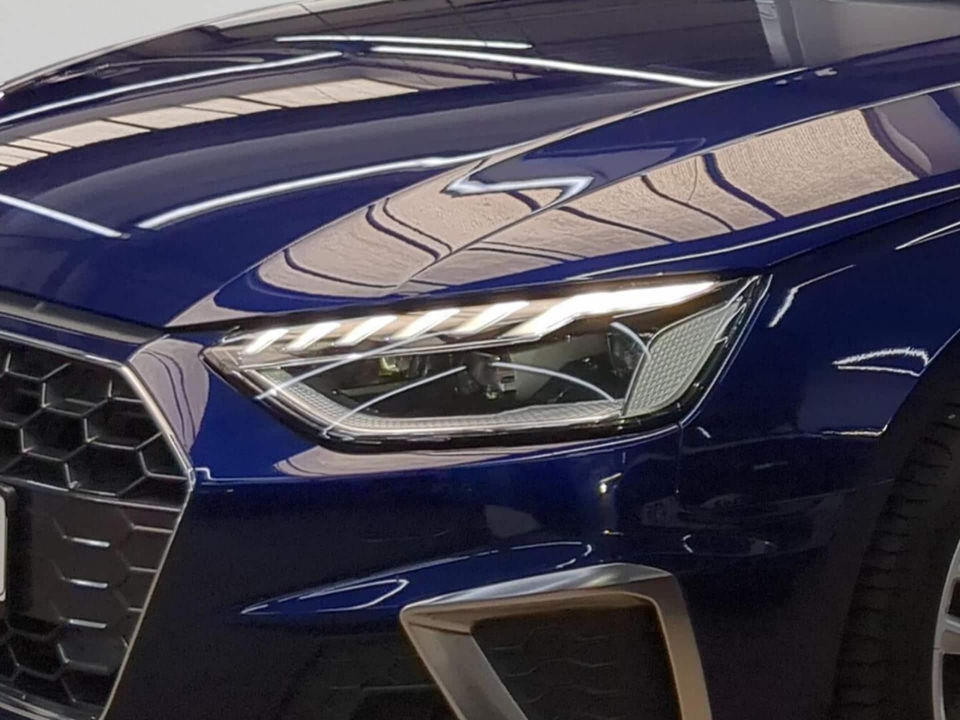 Audi A4 Avant S line