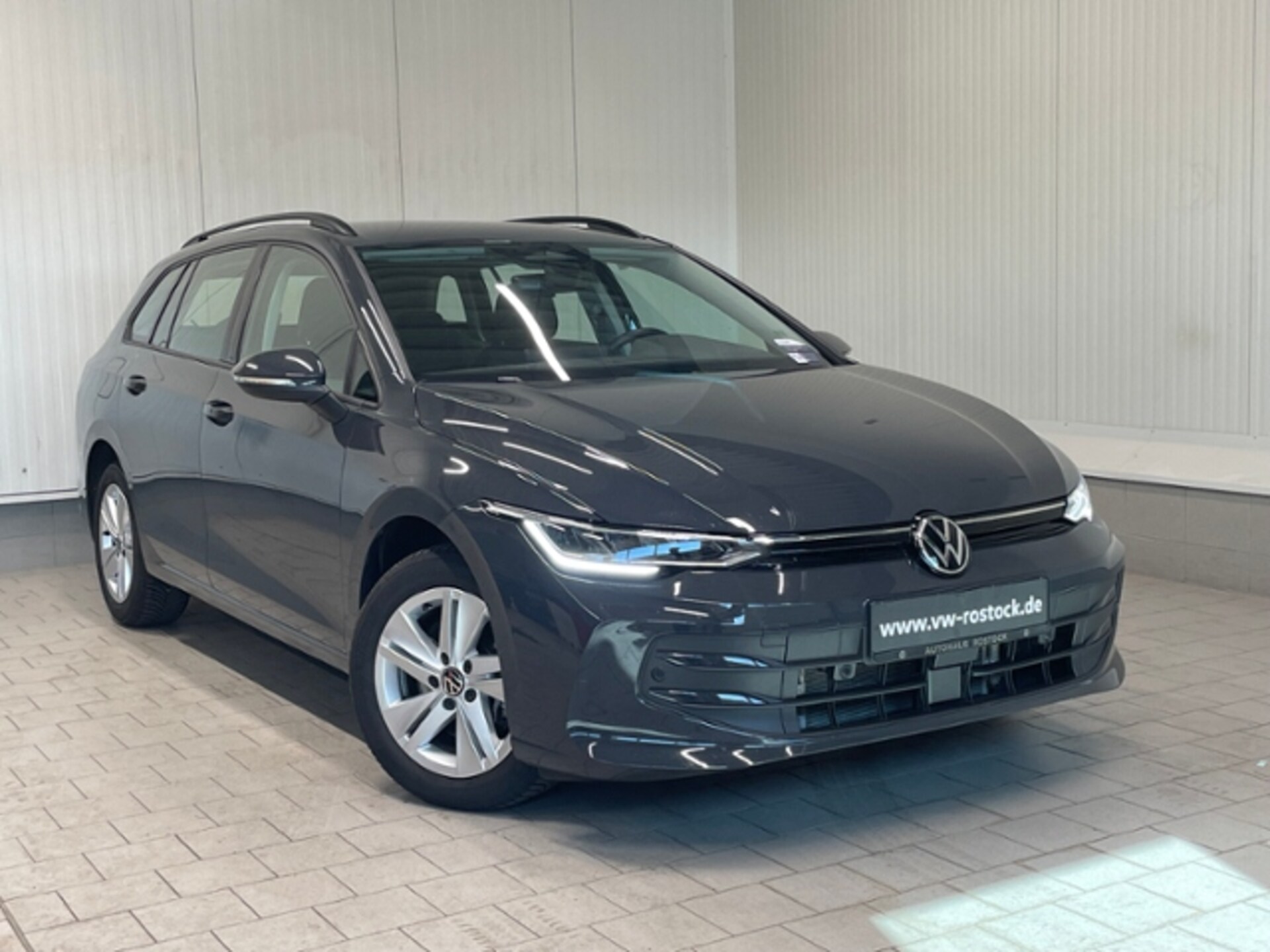 Volkswagen Golf Variant Life