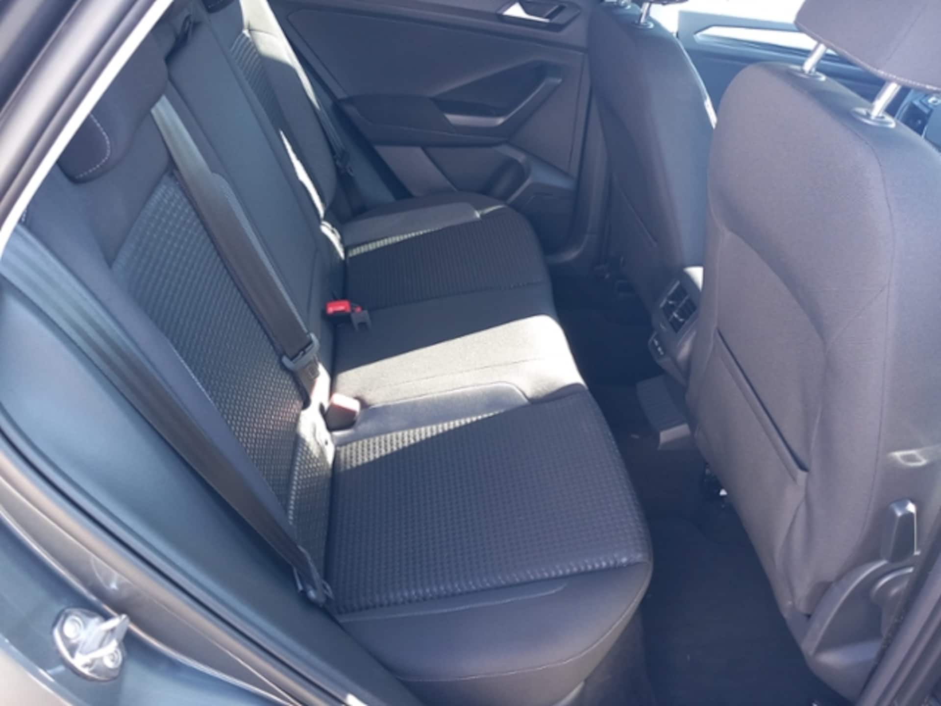 Volkswagen T-Roc Active