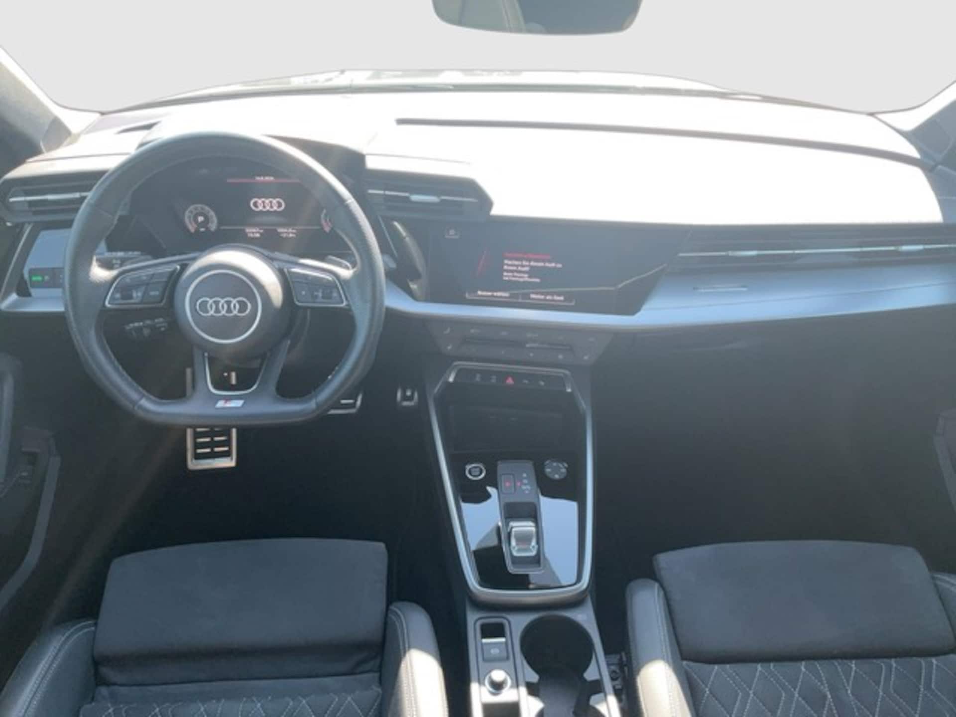 Audi A3 Sportback S line