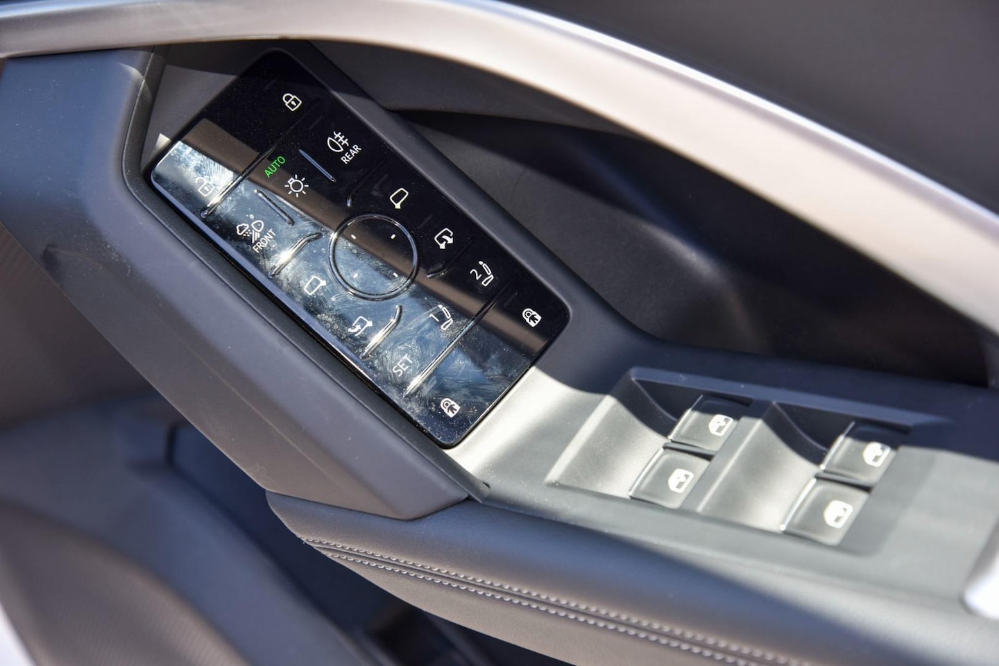 Image about Audi Q5 SUV TDI quattro 150 kW sport