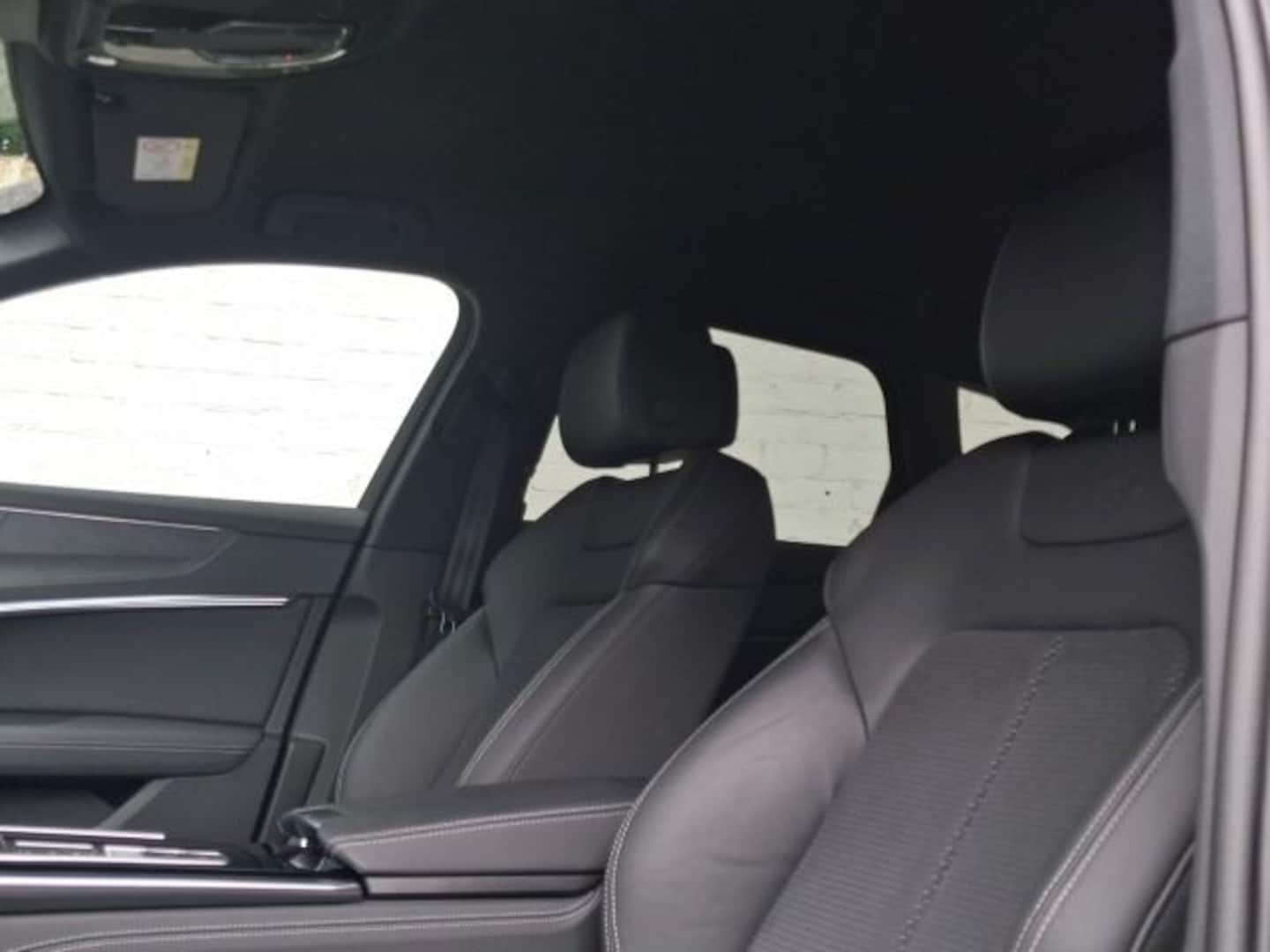 Bild über Audi S6 Avant TDI quattro tiptronic - für weitere Informationen kontaktieren Sie den Audi Partner