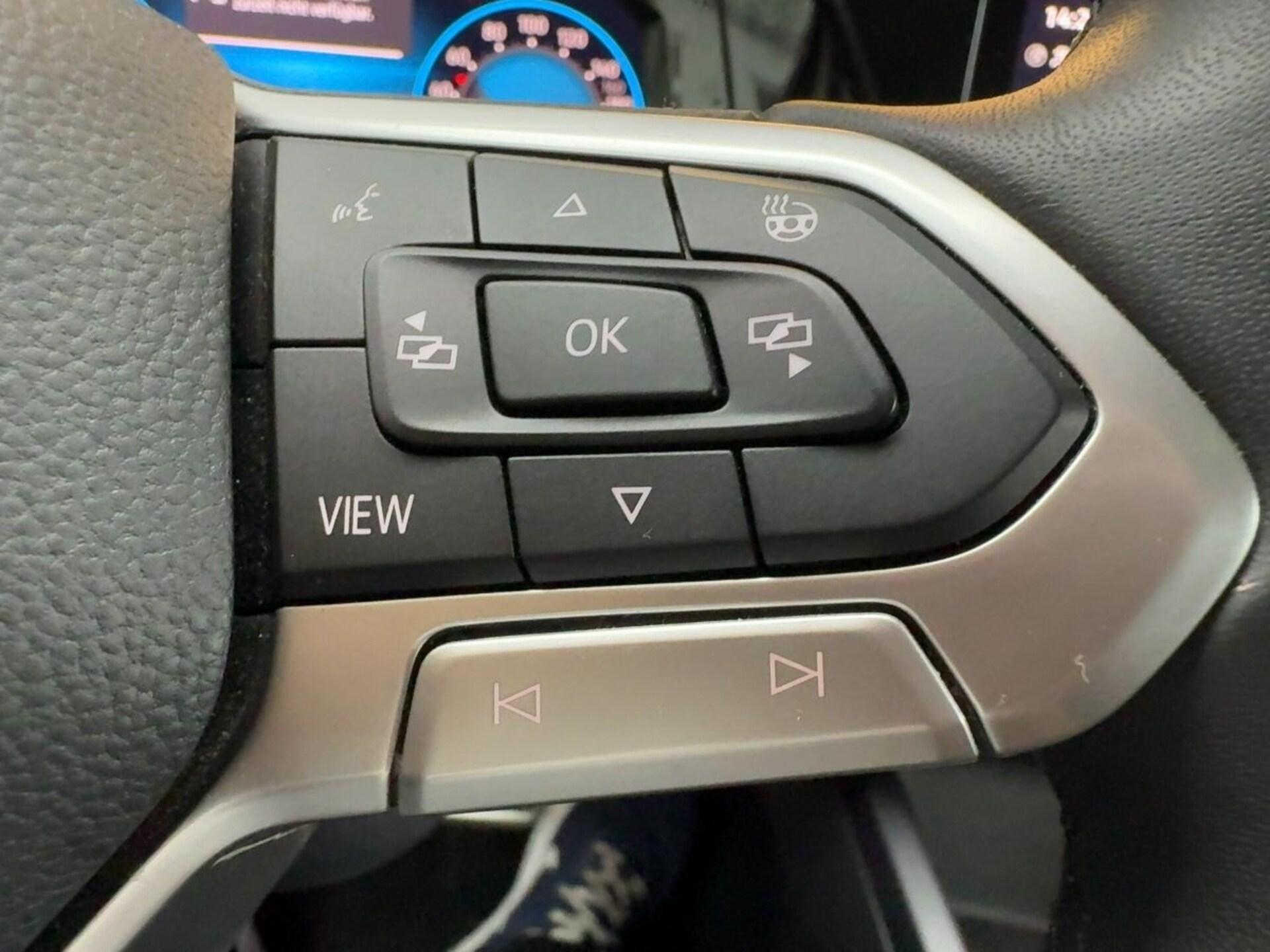 Volkswagen Golf Active