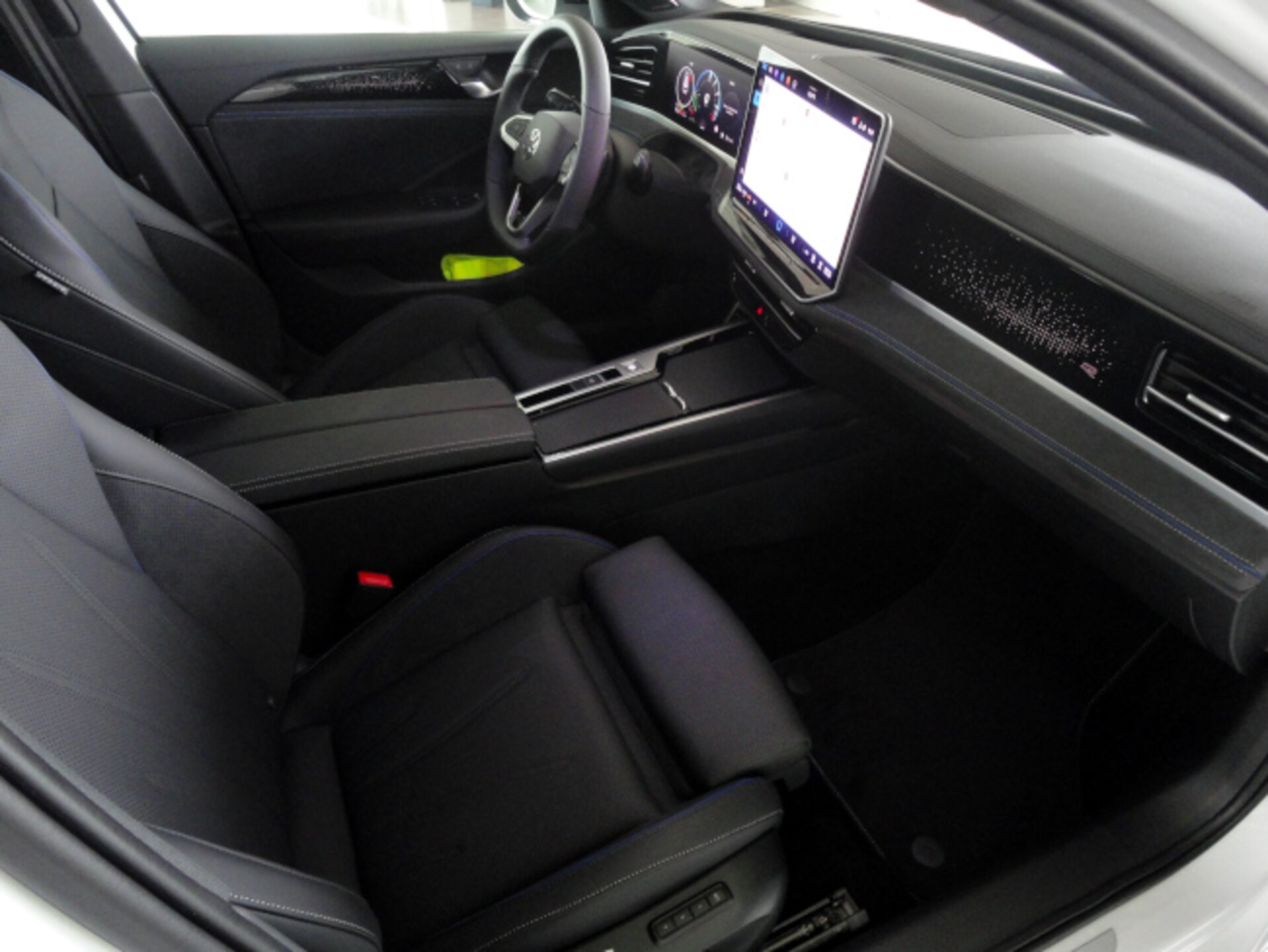 Volkswagen Passat Variant R-Line Edition