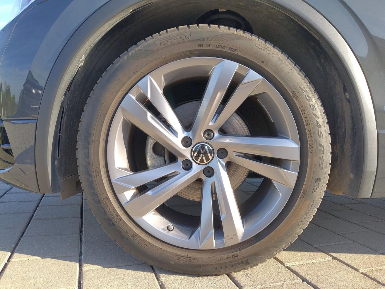 Volkswagen Tiguan – Bild 9