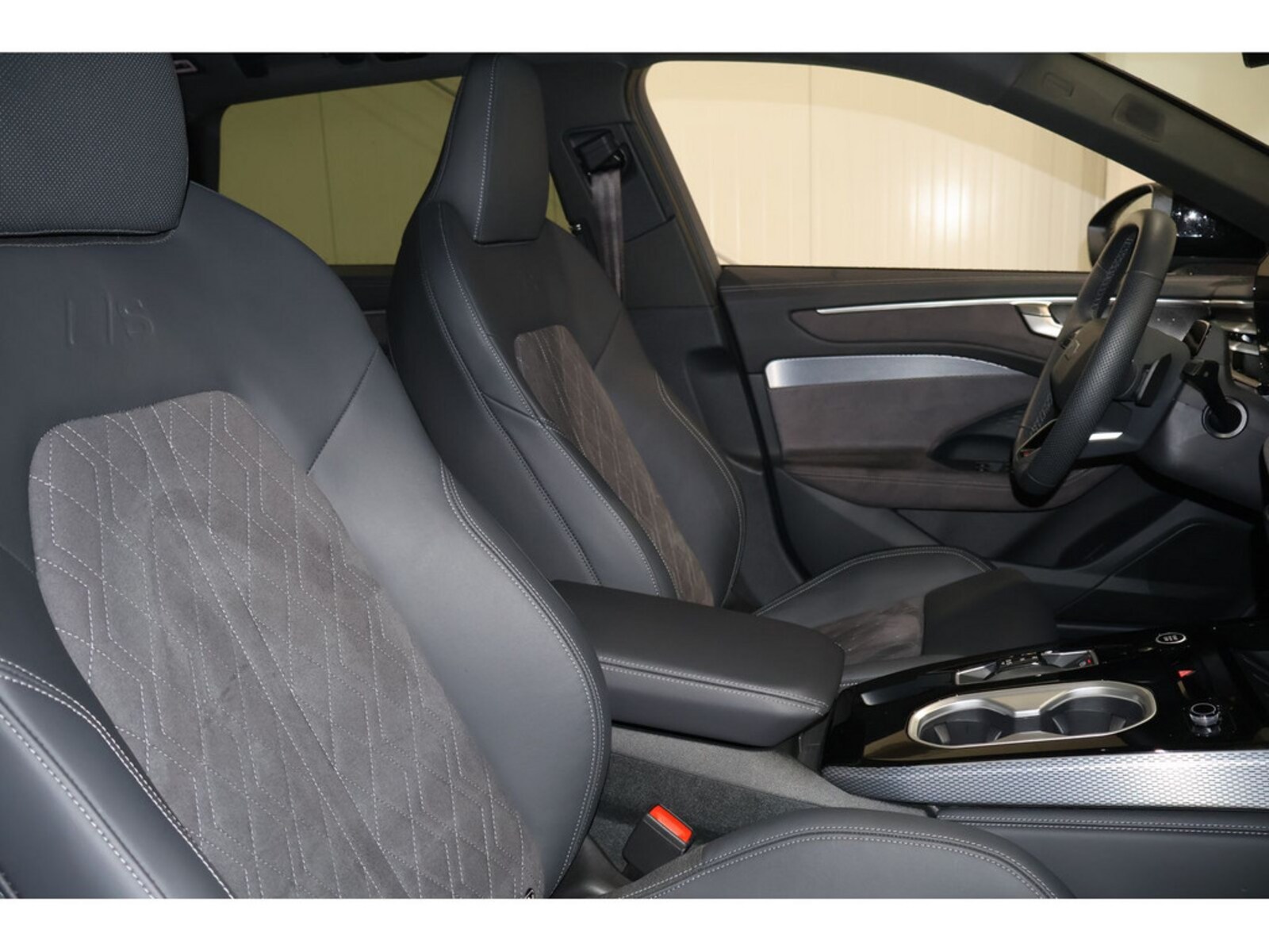 Audi A6 Avant – Bild 7
