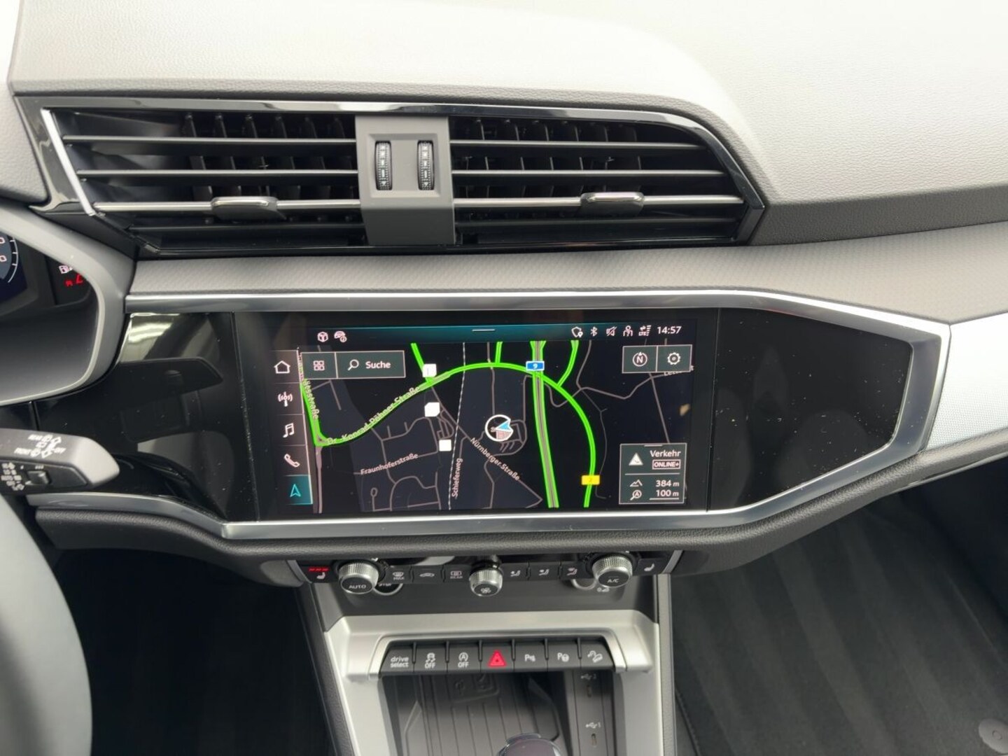 Bild über Audi Q3 Sportback TFSI 110 kW S tronic - für weitere Informationen kontaktieren Sie den Audi Partner