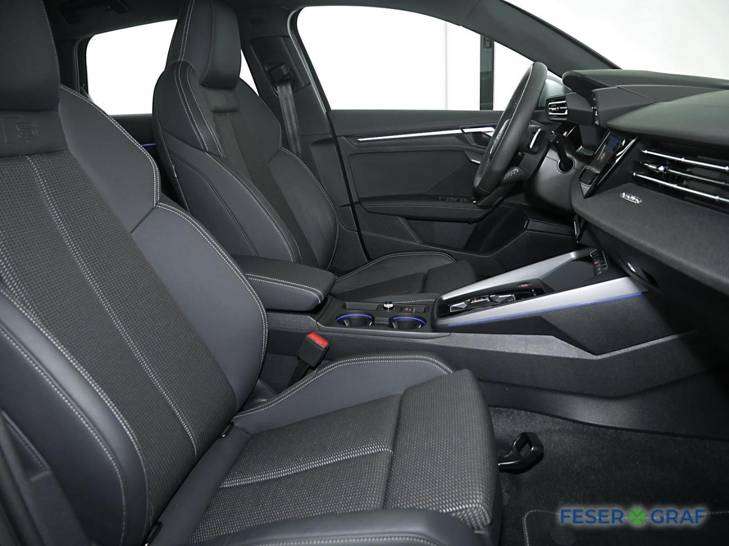 Bild über Audi S3 Sportback TFSI quattro S tronic - für weitere Informationen kontaktieren Sie den Audi Partner