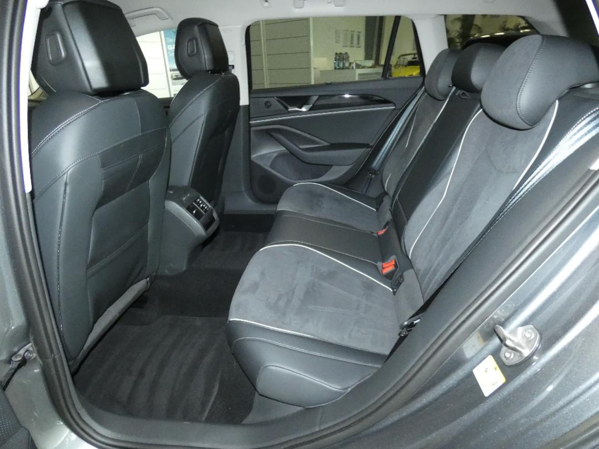 Volkswagen Passat Business