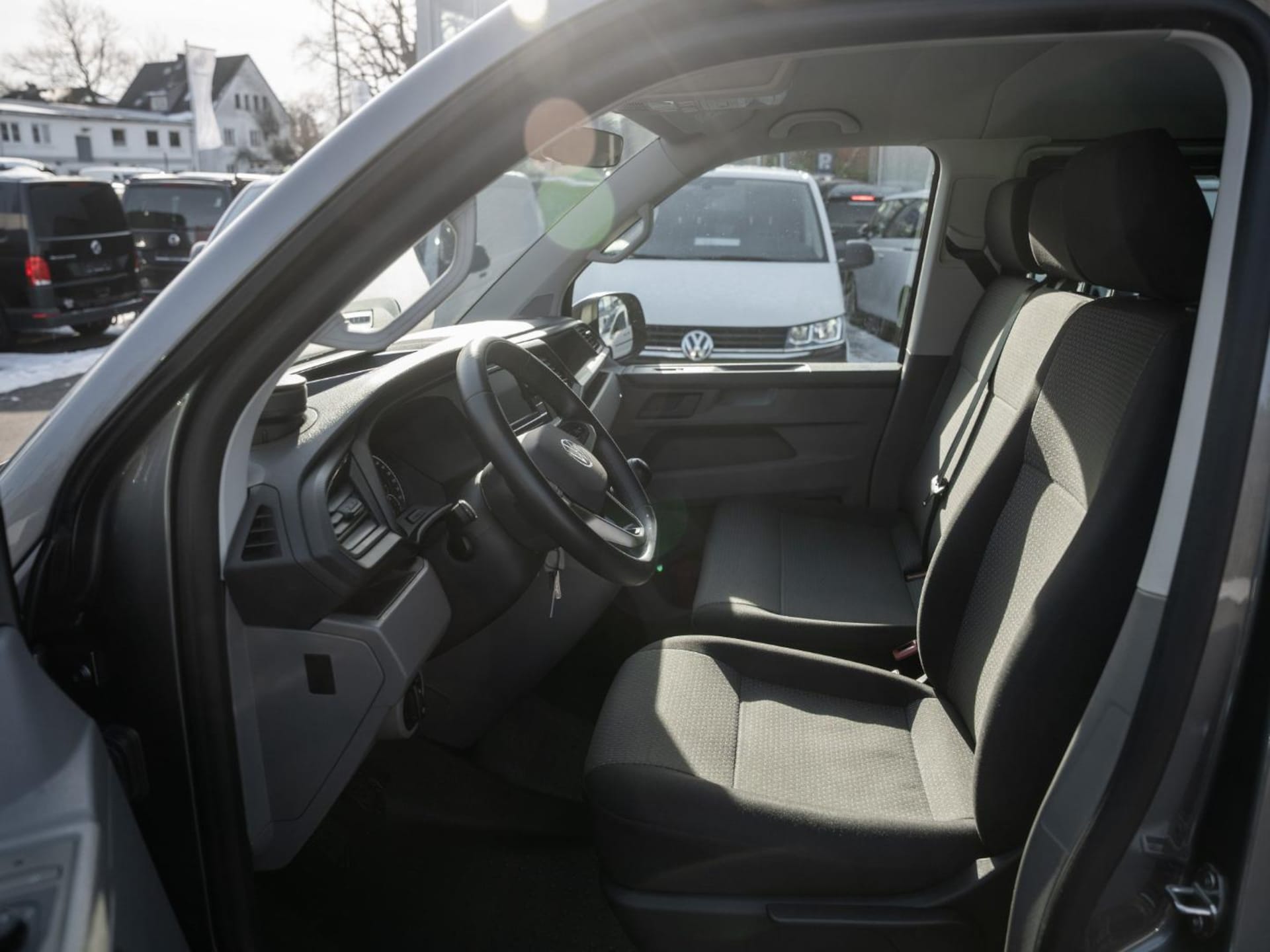 Volkswagen T6.1 Caravelle langer Radstand Trendline