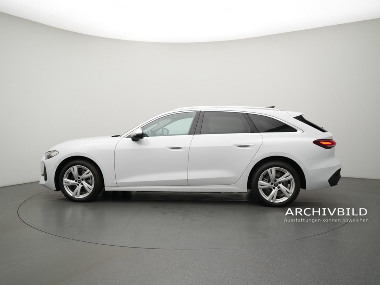 Bild über Audi A5 Avant TDI quattro 150 kW S tronic - für weitere Informationen kontaktieren Sie den Audi Partner