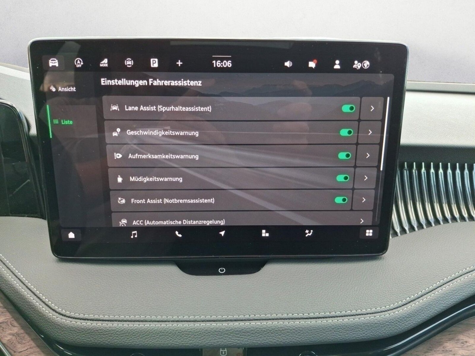 Škoda Superb Combi – Bild 18