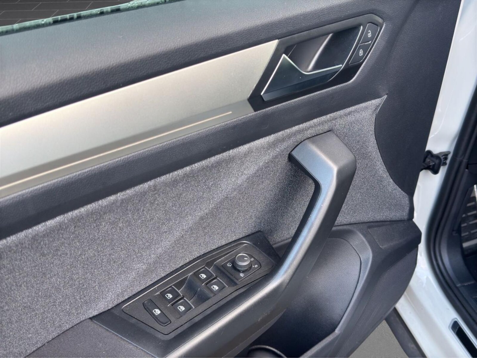 Volkswagen T-Roc – Bild 13