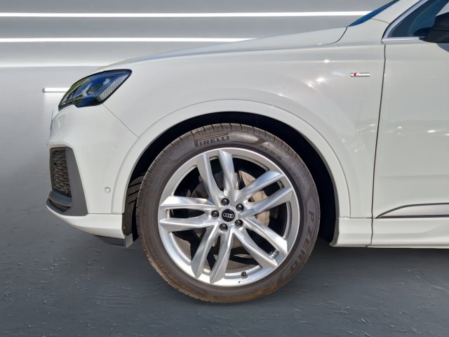 Image about Audi Q7 50 TDI quattro tiptronic