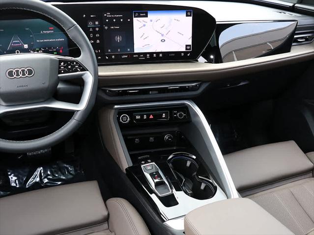 2025 AUDI Q5 - Image 17