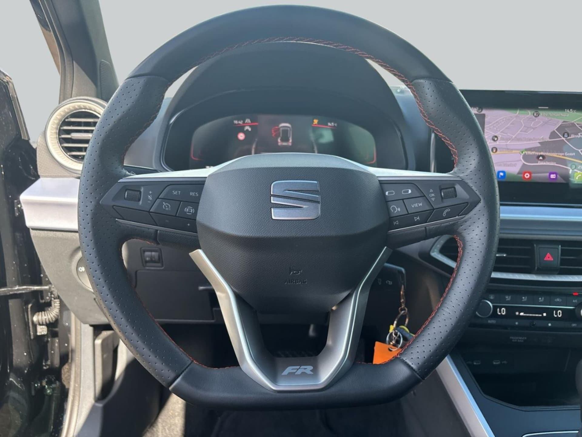 SEAT Arona FR