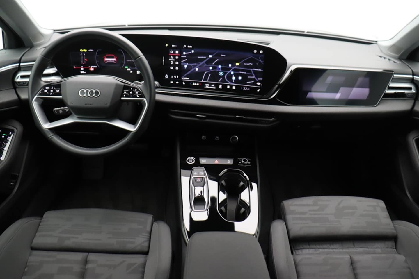 Bild über Audi A5 Avant TDI 150 kW S tronic - für weitere Informationen kontaktieren Sie den Audi Partner